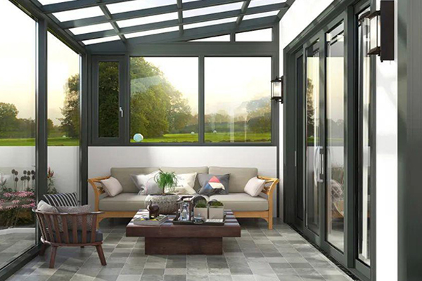 陽光房怎么隔熱?這里是軍人品質(zhì),服務(wù)可靠的建筑隔熱膜! 陽光房怎么隔熱?這里是軍人品質(zhì),服務(wù)可靠的建筑隔熱膜!